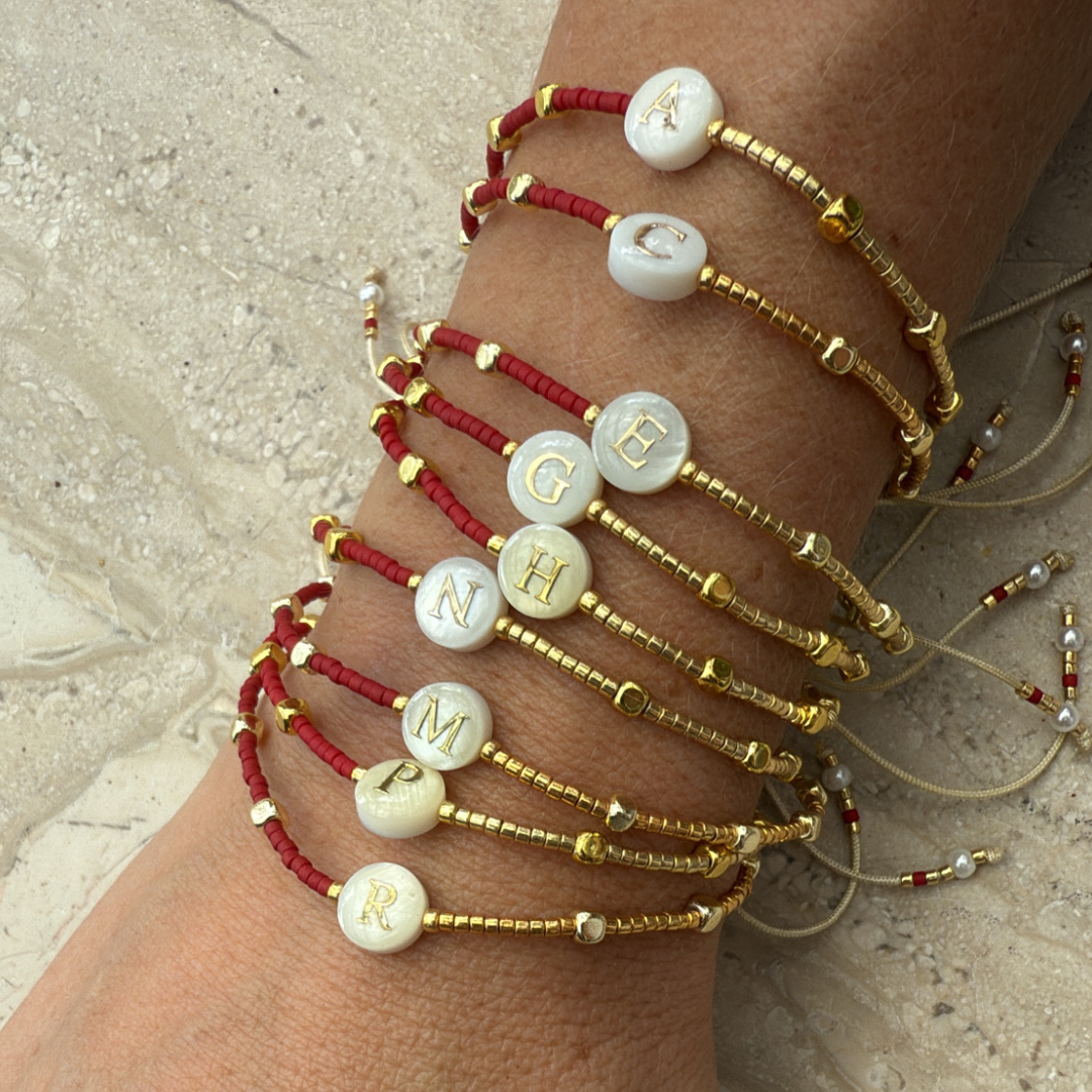 Initial bubble bracelet red gold