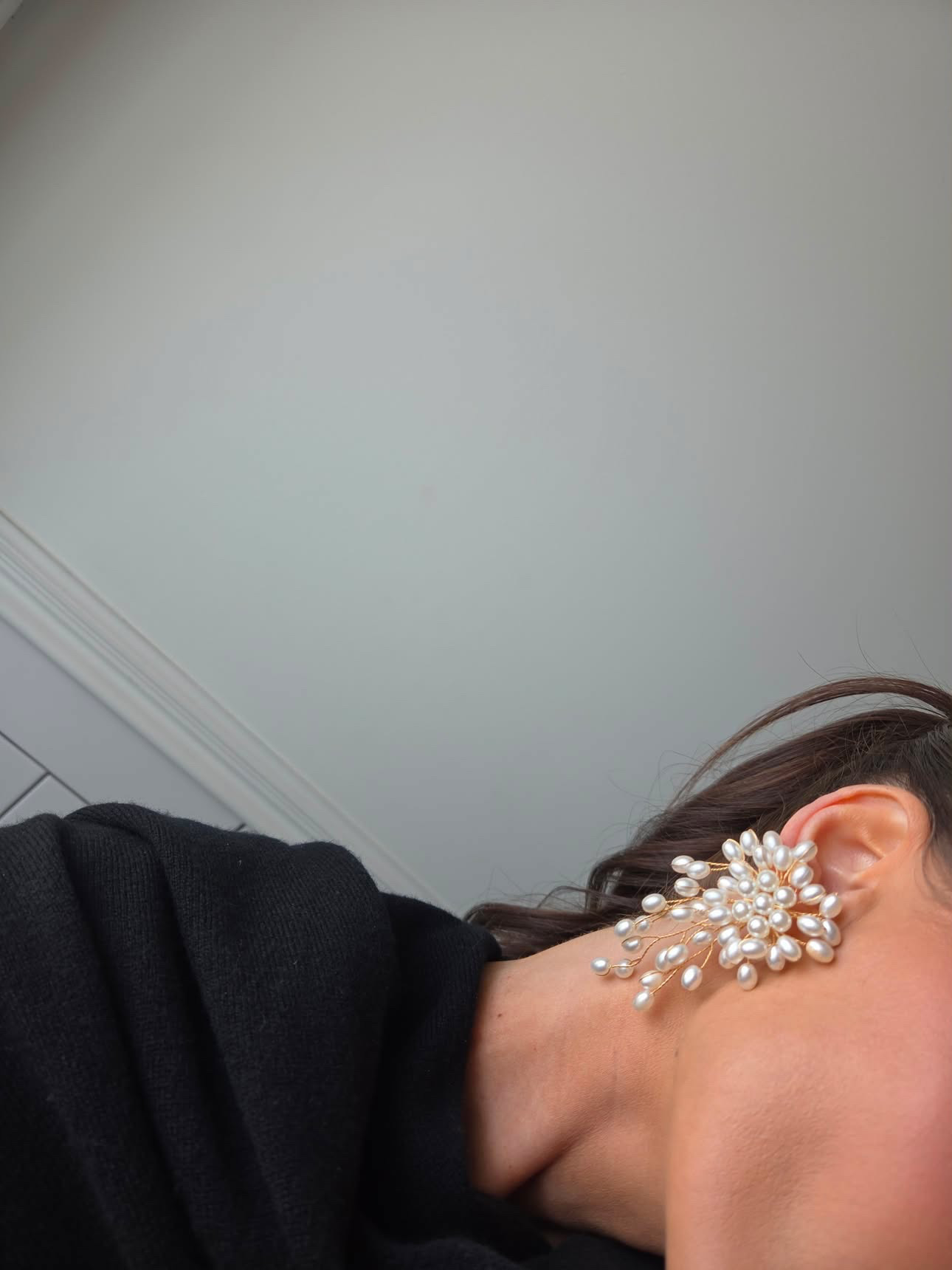 Celeste Pearl Cluster Earrings – Gold - Image 3